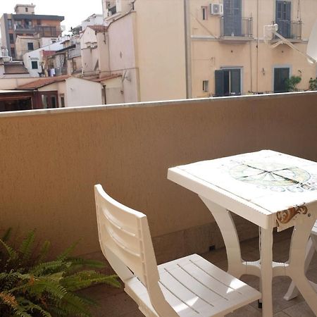 Palermo Old Style - Boutique Apartment With Terrace In Center City Bagian luar foto