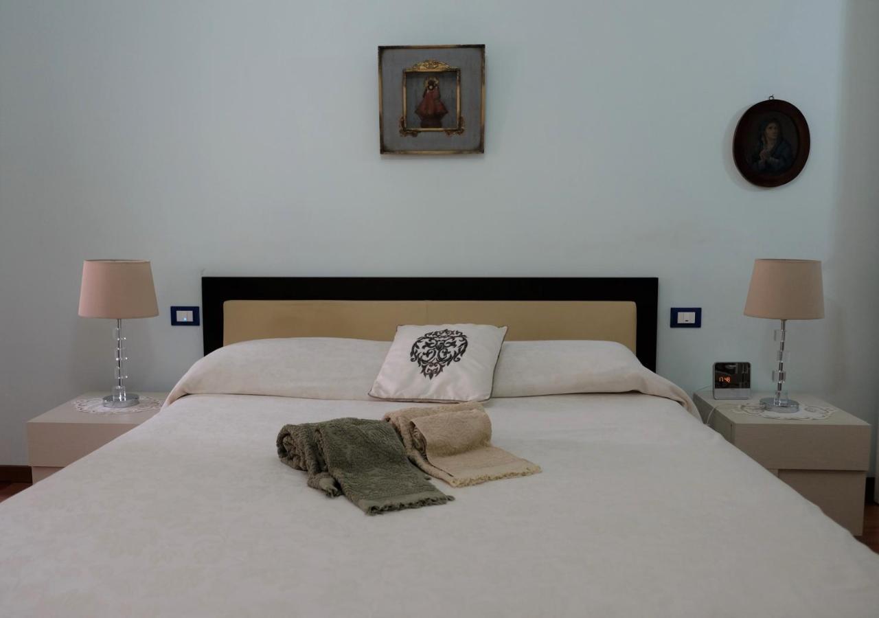 Palermo Old Style - Boutique Apartment With Terrace In Center City Bagian luar foto
