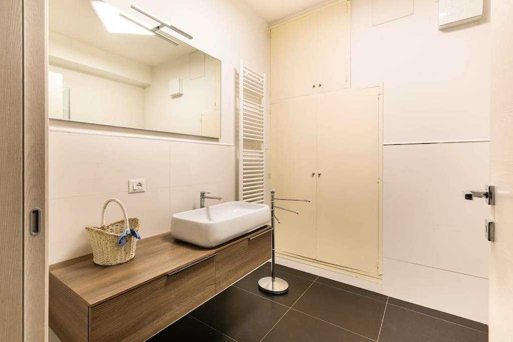 Palermo Old Style - Boutique Apartment With Terrace In Center City Bagian luar foto