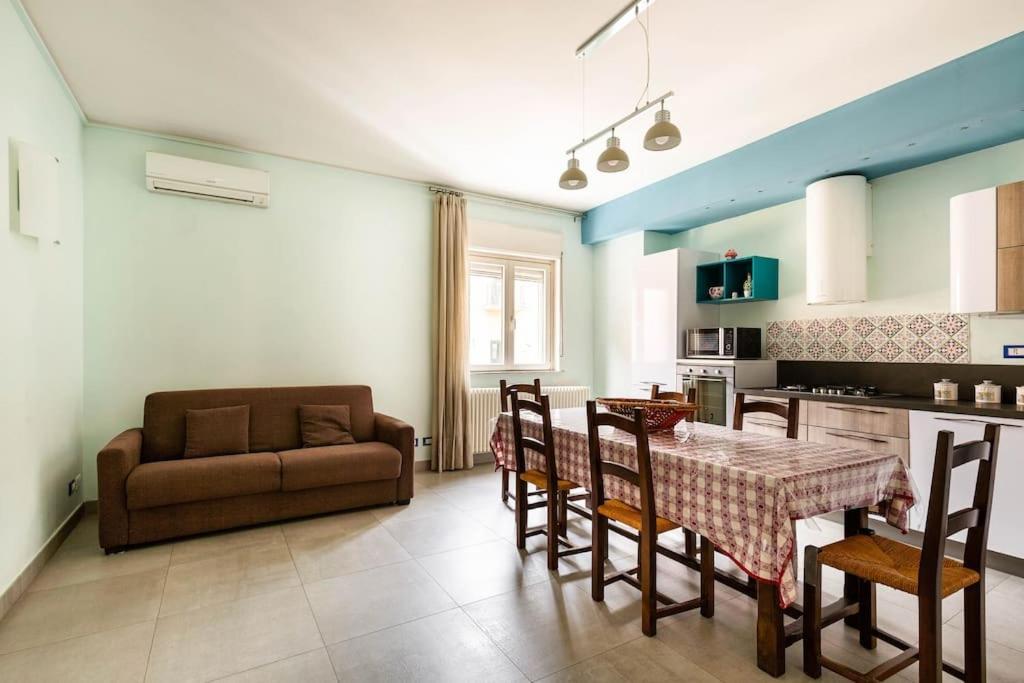Palermo Old Style - Boutique Apartment With Terrace In Center City Bagian luar foto